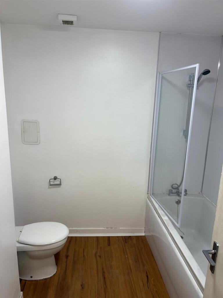 1 bed 1st Floor Flat for rent in Rutherglen. From KPM Residential - Glasgow 1 bed 1st Floor Flat for rent in Rutherglen. From KPM Residential - Glasgow