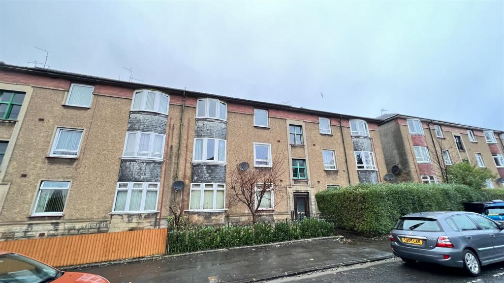 2 bed 1st Floor Flat for rent in Bearsden. From KPM Residential - Glasgow