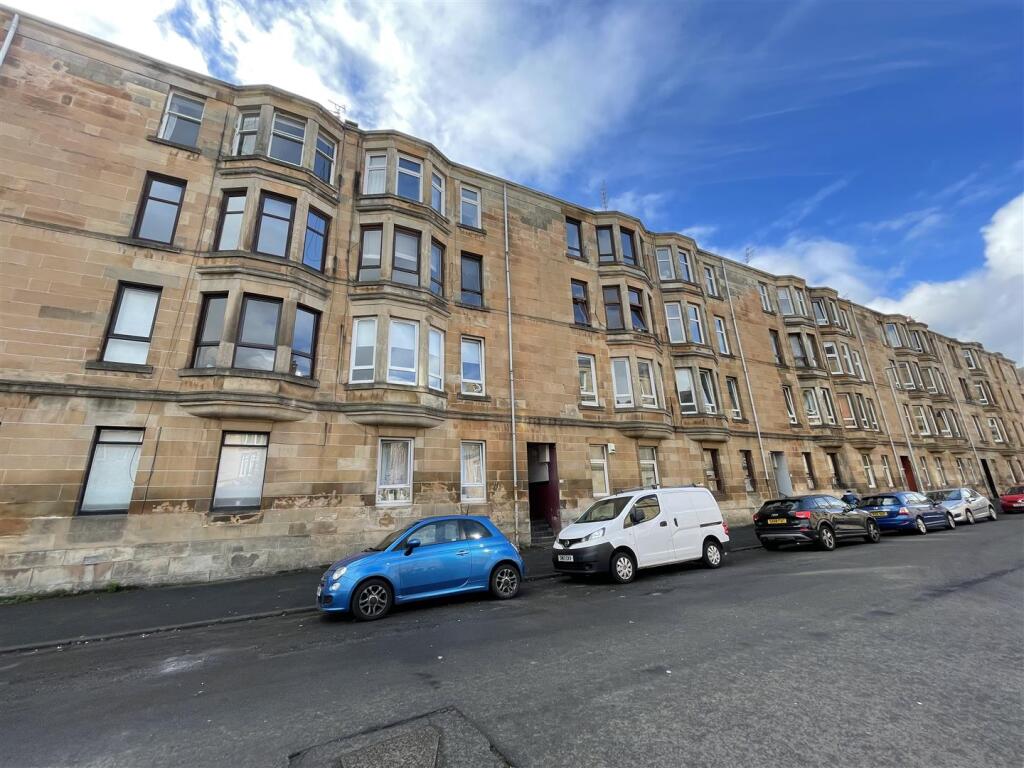 2 bed 1st Floor Flat for rent in Rutherglen. From KPM Residential - Glasgow