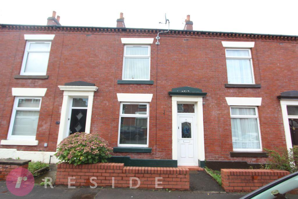 2 bed Mid Terraced House for rent in Burnedge. From Reside Estate Agency - Rochdale