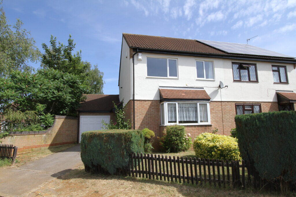 3 bed Semi Detached for rent in Banbury. From Stepping Stones - Banbury 3 bed Semi Detached for rent in Banbury. From Stepping Stones - Banbury