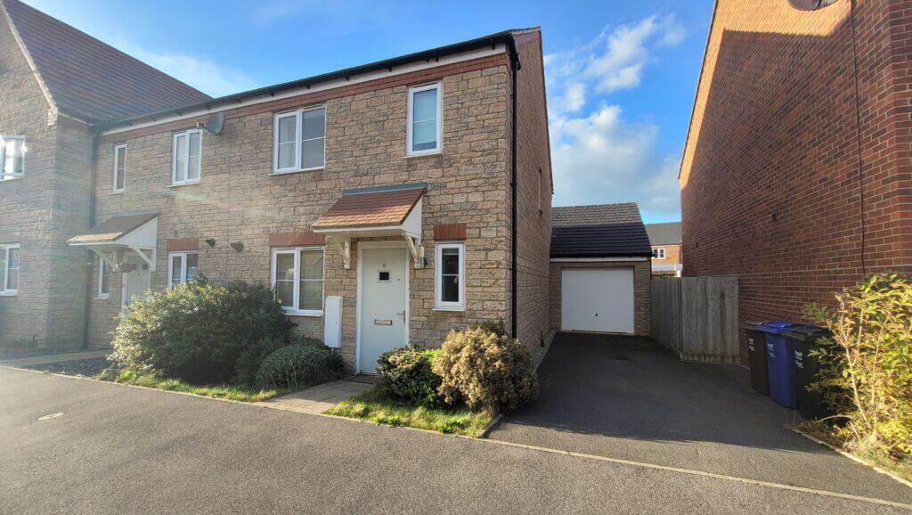 3 bed End of Terrace for rent in Bodicote. From Stepping Stones - Banbury