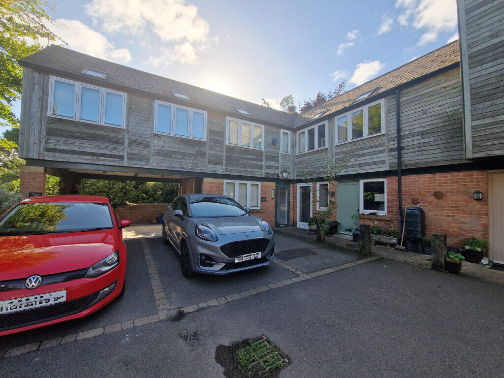 1 bed Apartment for rent in Hook Norton. From Stepping Stones - Banbury 1 bed Apartment for rent in Hook Norton. From Stepping Stones - Banbury