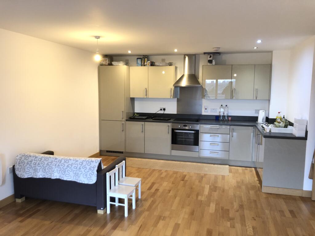 1 bed Apartment for rent in Basildon. From Abbotts - Basildon