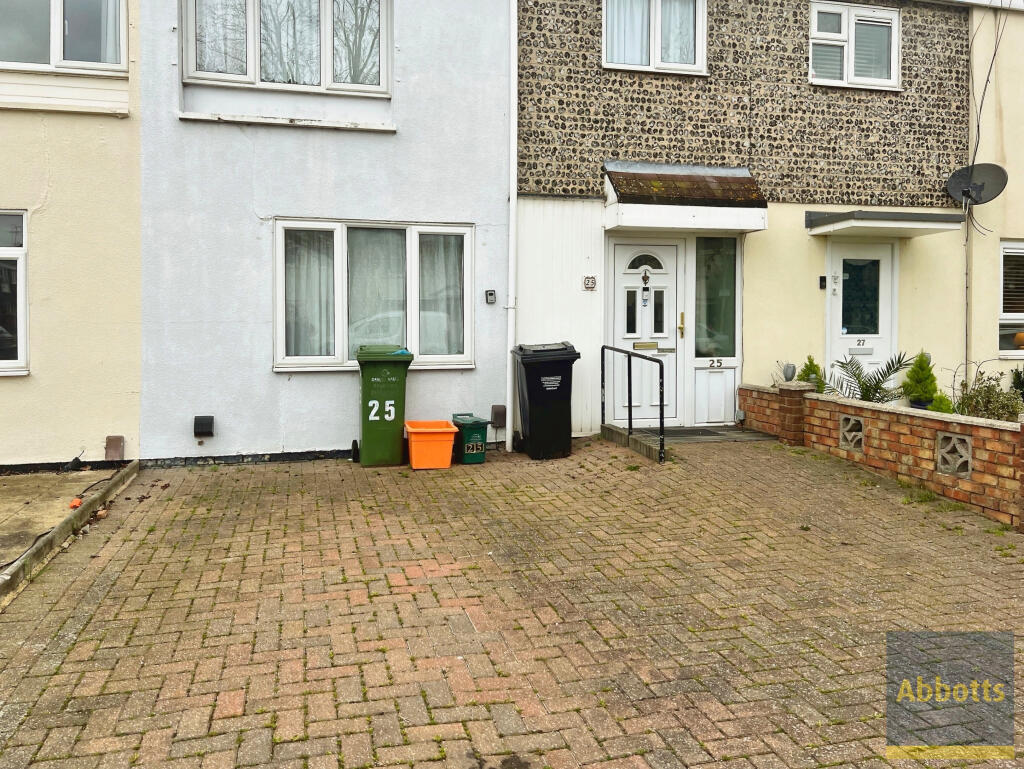 3 bed Detached for rent in Basildon. From Abbotts - Basildon 3 bed Detached for rent in Basildon. From Abbotts - Basildon