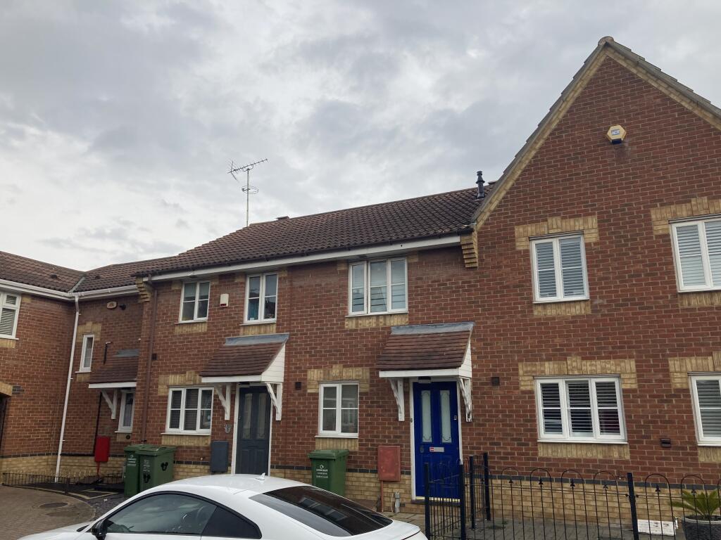 2 bed Detached for rent in Basildon. From Abbotts - Basildon