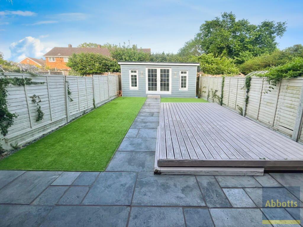 3 bed Detached for rent in Basildon. From Abbotts - Basildon