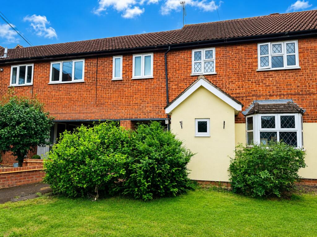 3 bed Detached for rent in Billericay. From Abbotts - Basildon