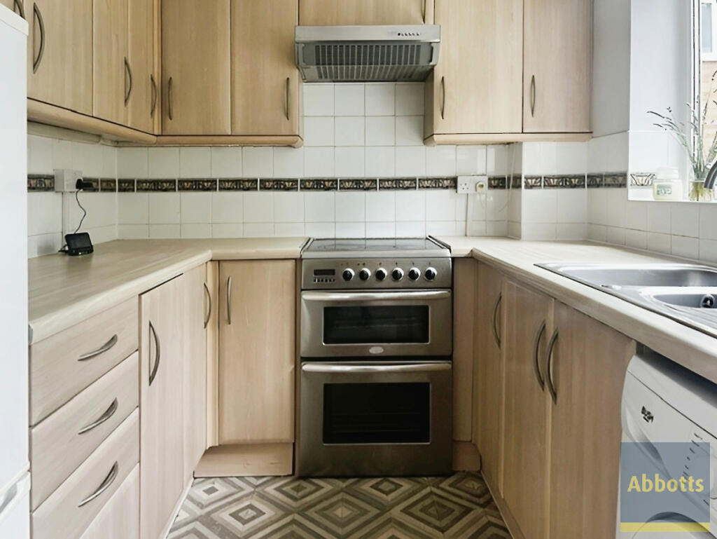 2 bed Annexe for rent in Grays. From Abbotts - Basildon