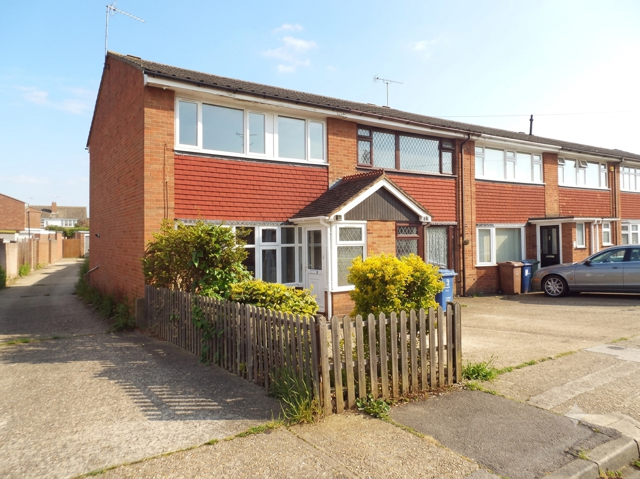 3 bed Detached for rent in Corringham. From Abbotts - Basildon