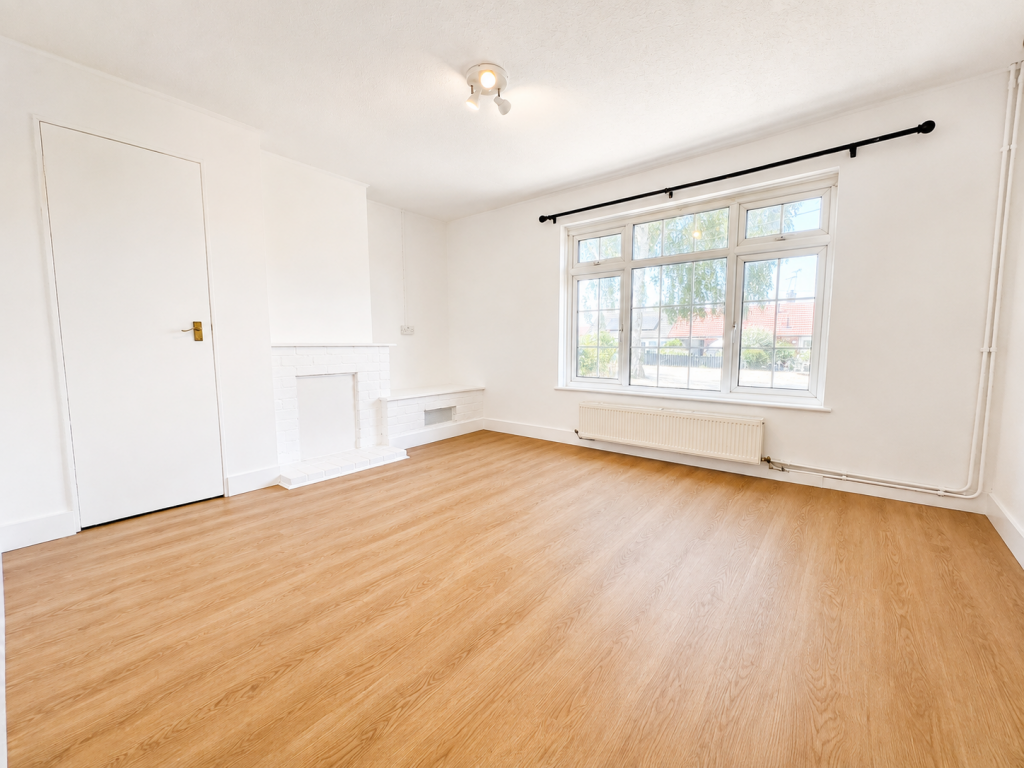1 bed Bungalow for rent in Basildon. From Abbotts - Basildon