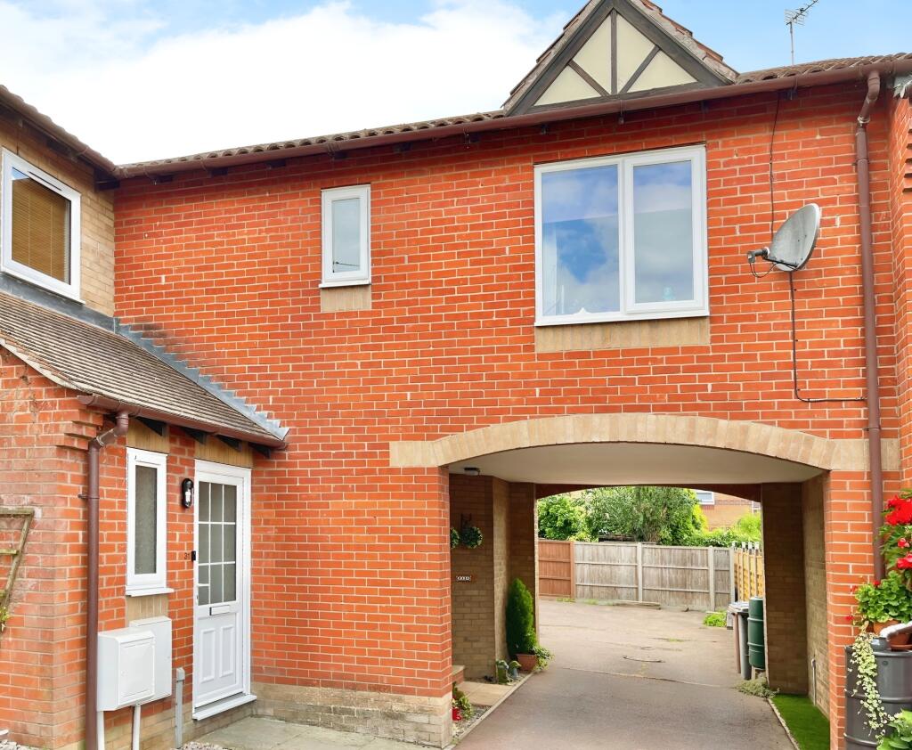 3 bed Detached for rent in Bury St Edmunds. From Abbotts - Bury St Edmunds