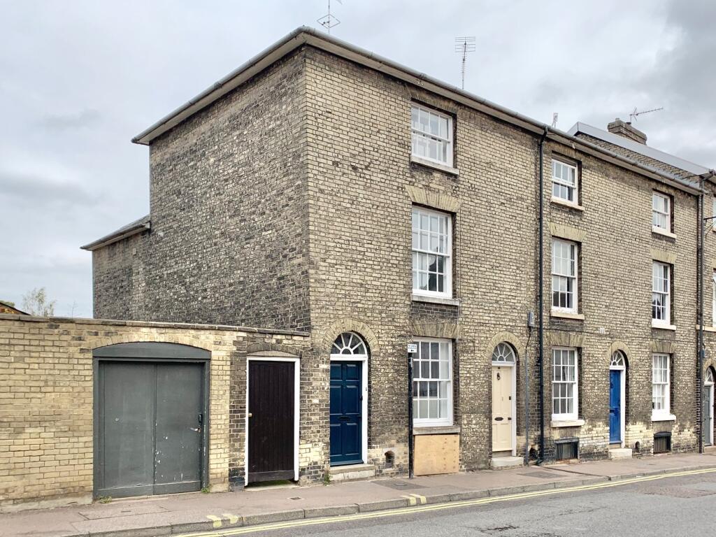 4 bed Town House for rent in Bury St Edmunds. From Abbotts - Bury St Edmunds 4 bed Town House for rent in Bury St Edmunds. From Abbotts - Bury St Edmunds