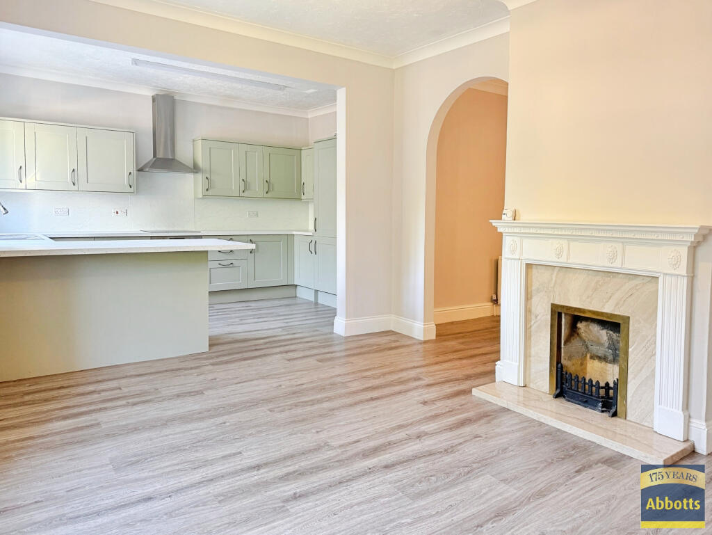 4 bed Bungalow for rent in Great Barton. From Abbotts - Bury St Edmunds 4 bed Bungalow for rent in Great Barton. From Abbotts - Bury St Edmunds