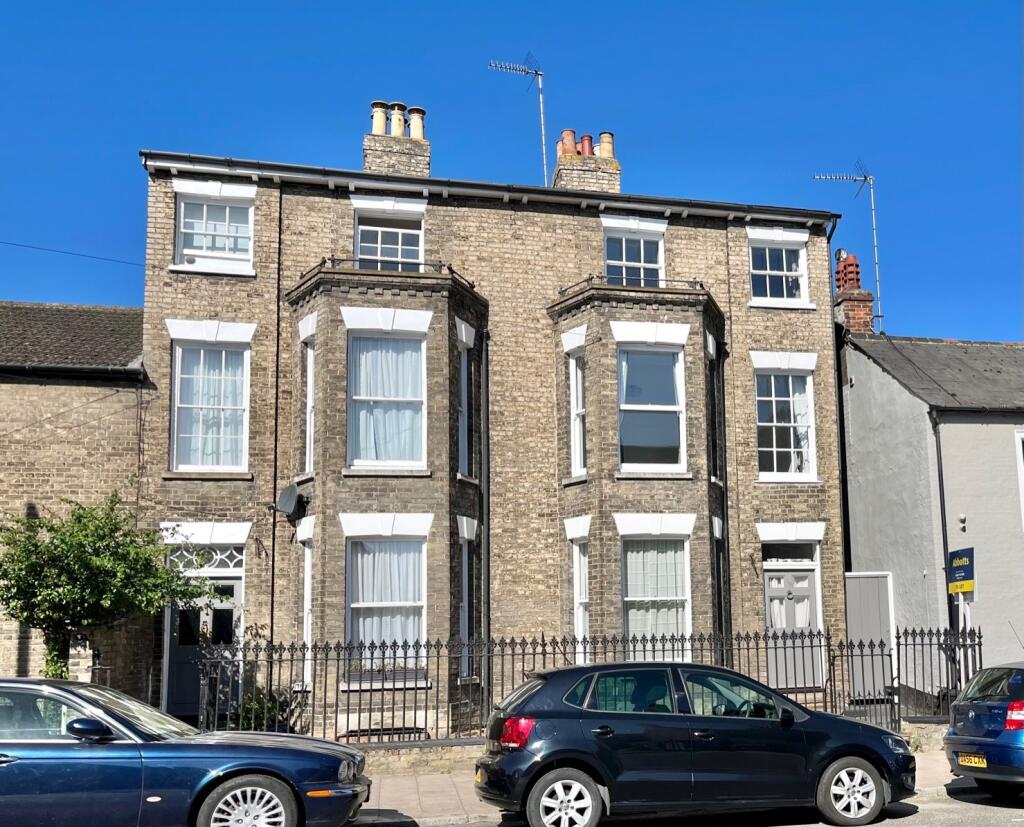 4 bed Detached for rent in Bury St Edmunds. From Abbotts - Bury St Edmunds