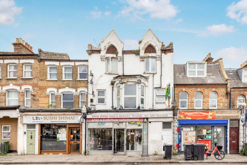 4 bed 1st Floor Flat for rent in Camberwell. From Acorn - Kennington