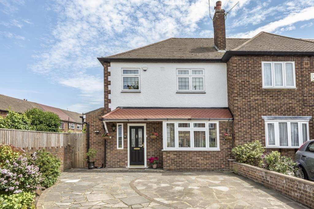 3 bed Semi Detached for rent in Eltham. From Acorn - Grove Park 3 bed Semi Detached for rent in Eltham. From Acorn - Grove Park