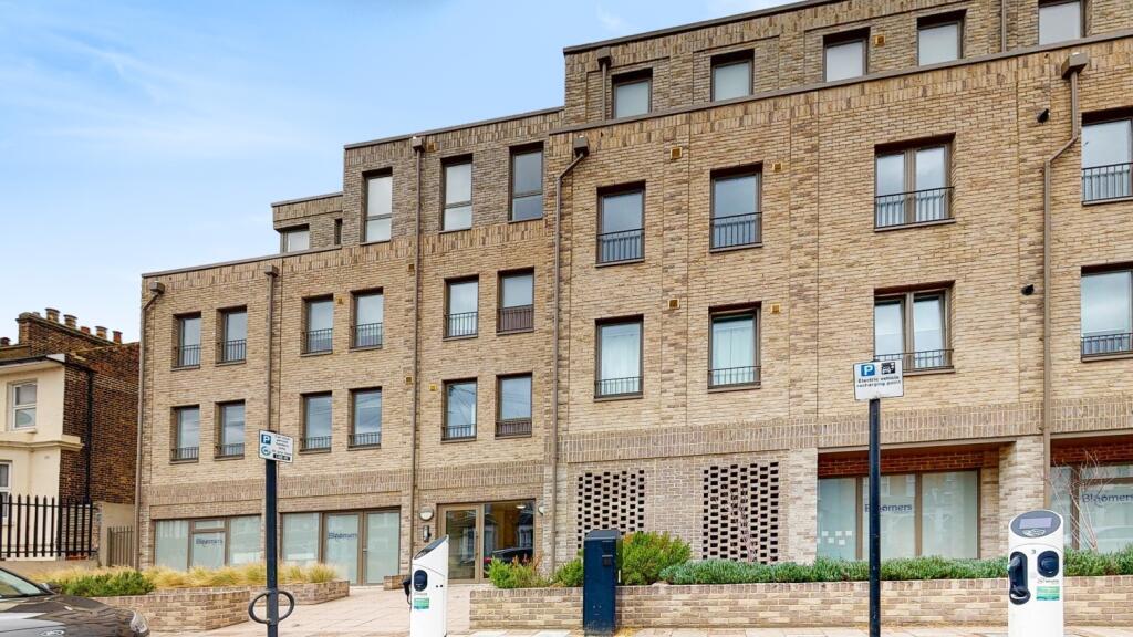 2 bed Flat for rent in Catford. From Acorn - Catford