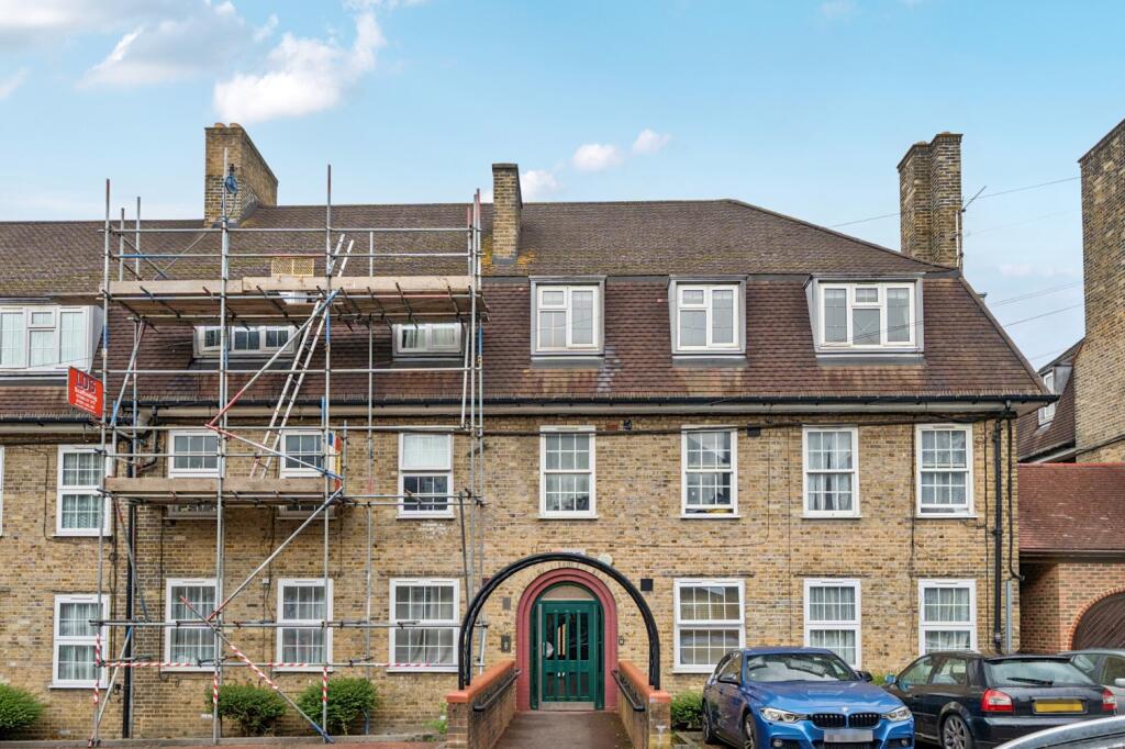 3 bed 1st Floor Flat for rent in Catford. From Acorn - Catford 3 bed 1st Floor Flat for rent in Catford. From Acorn - Catford