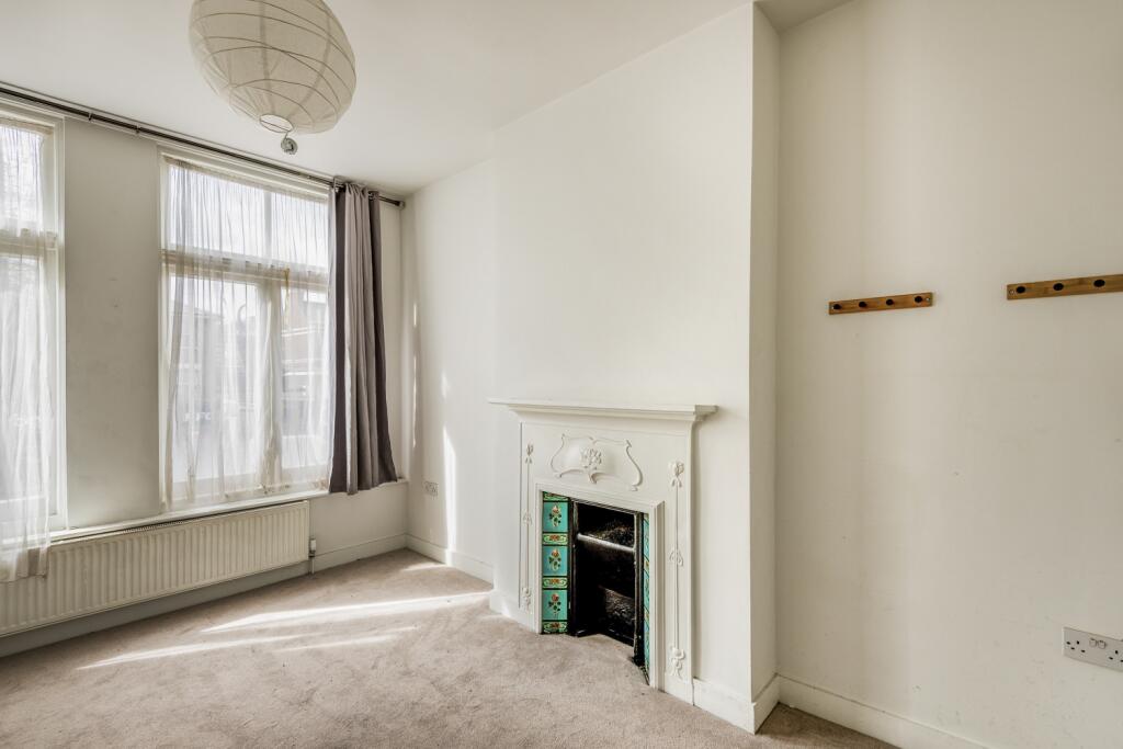 2 bed 1st Floor Flat for rent in Catford. From Acorn - Catford