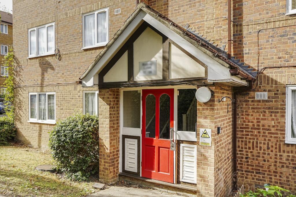 1 bed 1st Floor Flat for rent in Catford. From Acorn - Catford