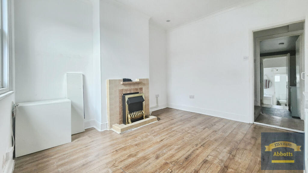 2 bed Mid Terraced House for rent in Colchester. From Abbotts - Colchester