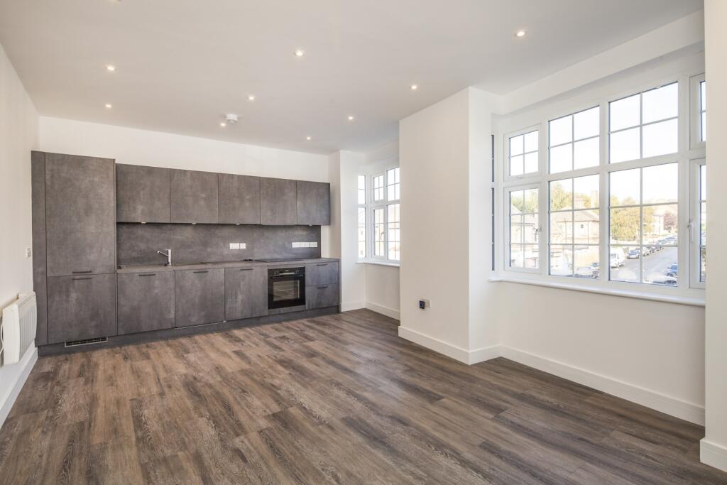 2 bed 1st Floor Flat for rent in Catford. From Acorn - Forest Hill