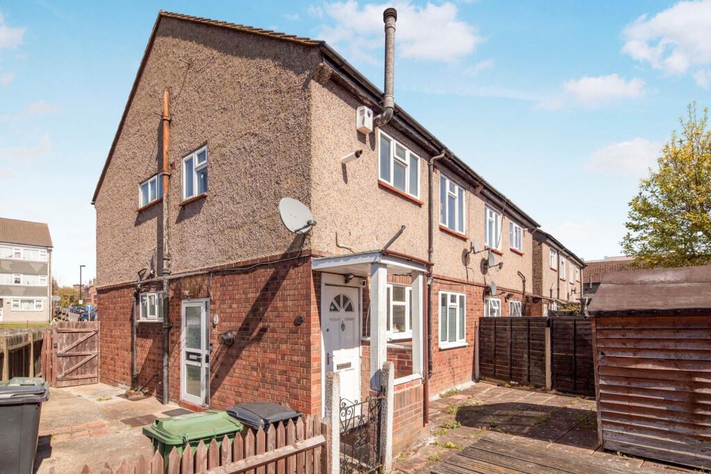 2 bed Annexe for rent in Penge. From Acorn - Sydenham