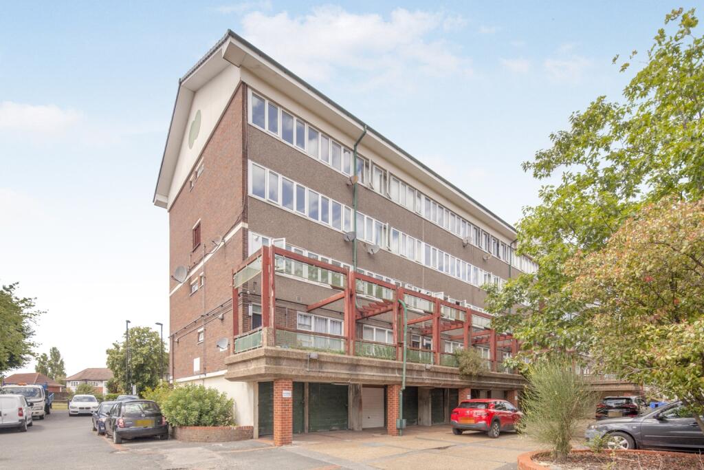 2 bed 1st Floor Flat for rent in Penge. From Acorn - Sydenham 2 bed 1st Floor Flat for rent in Penge. From Acorn - Sydenham
