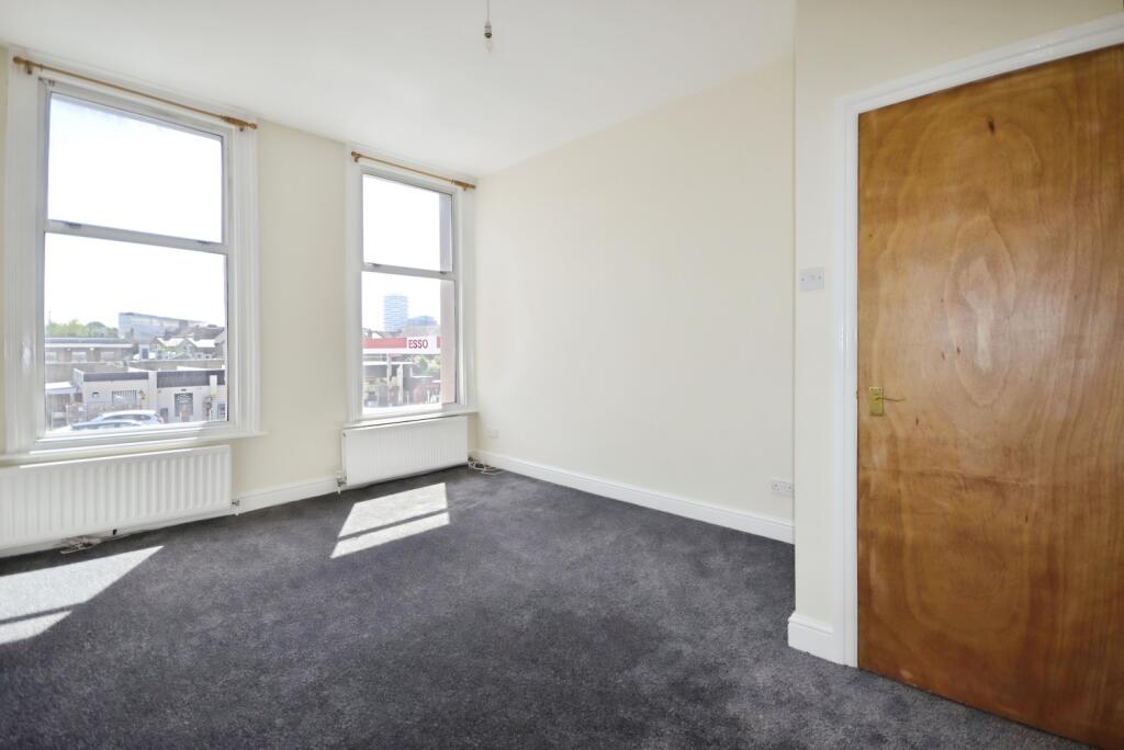 2 bed 1st Floor Flat for rent in Croydon. From Acorn - Crystal Palace