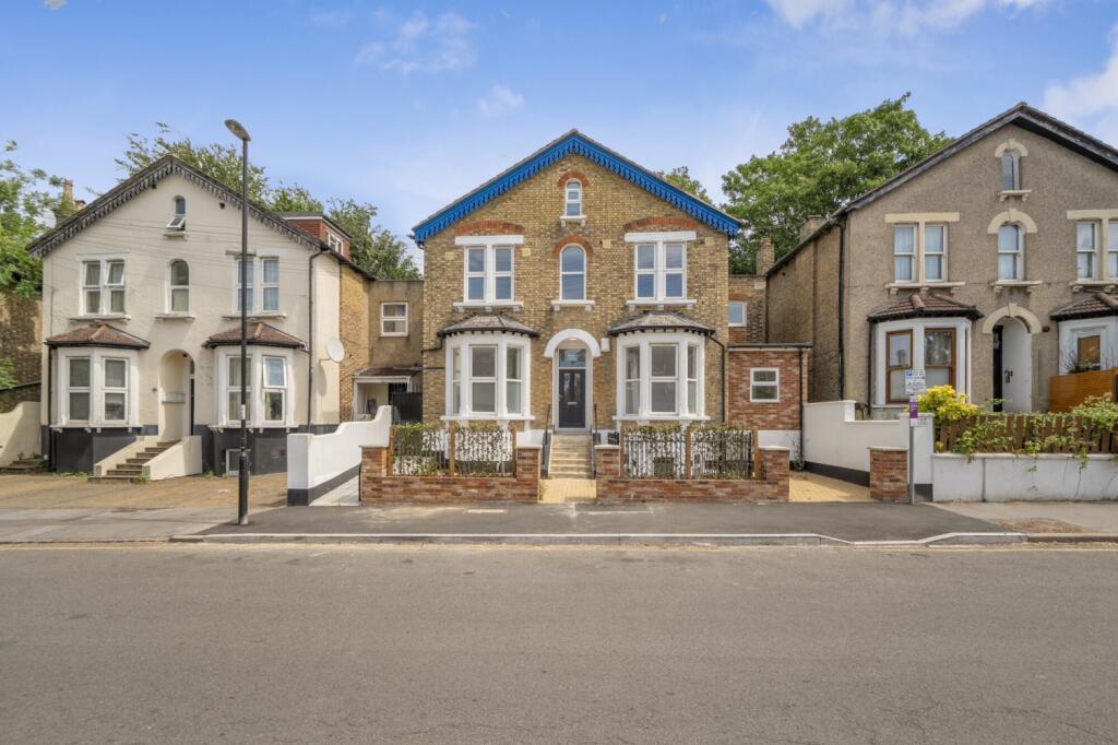 4 bed House Share for rent in Croydon. From Acorn - Crystal Palace 4 bed House Share for rent in Croydon. From Acorn - Crystal Palace