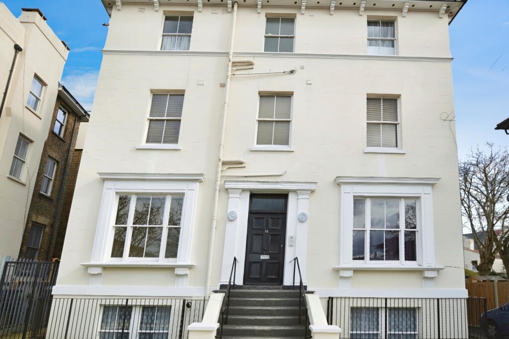 2 bed 1st Floor Flat for rent in Croydon. From Acorn - Crystal Palace