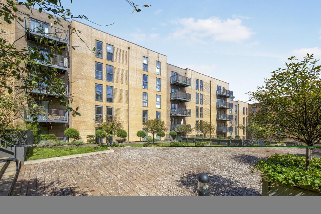 2 bed 1st Floor Flat for rent in Penge. From Acorn - Crystal Palace 2 bed 1st Floor Flat for rent in Penge. From Acorn - Crystal Palace