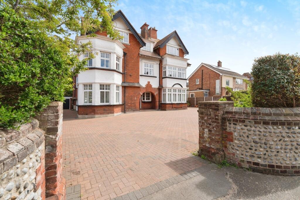 1 bed Apartment for rent in Cromer. From Abbotts - Cromer 1 bed Apartment for rent in Cromer. From Abbotts - Cromer