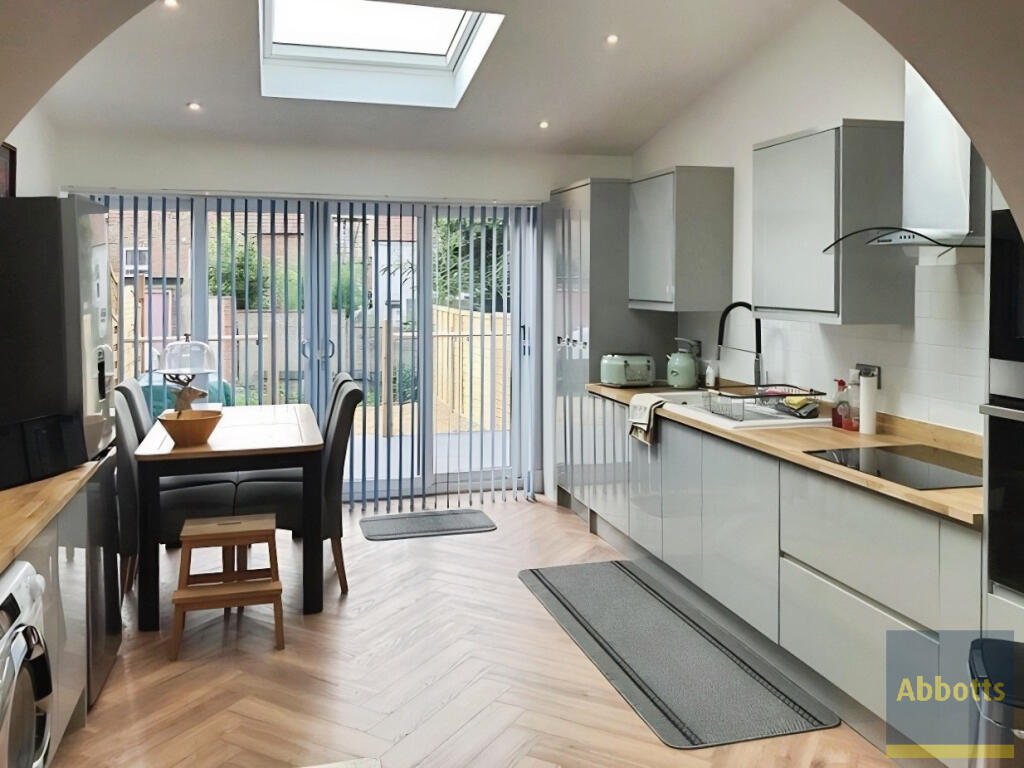 1 bed 1st Floor Flat for rent in Sheringham. From Abbotts - Cromer