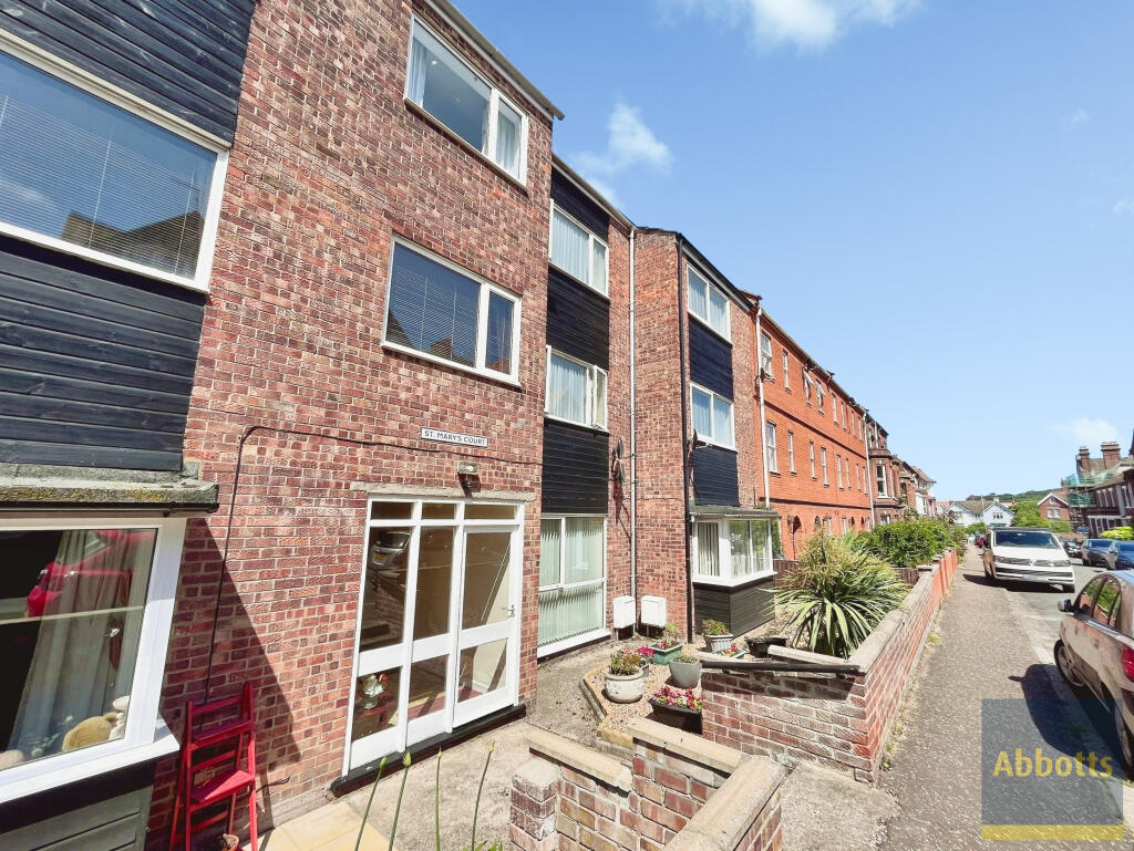 2 bed Apartment for rent in Cromer. From Abbotts - Cromer