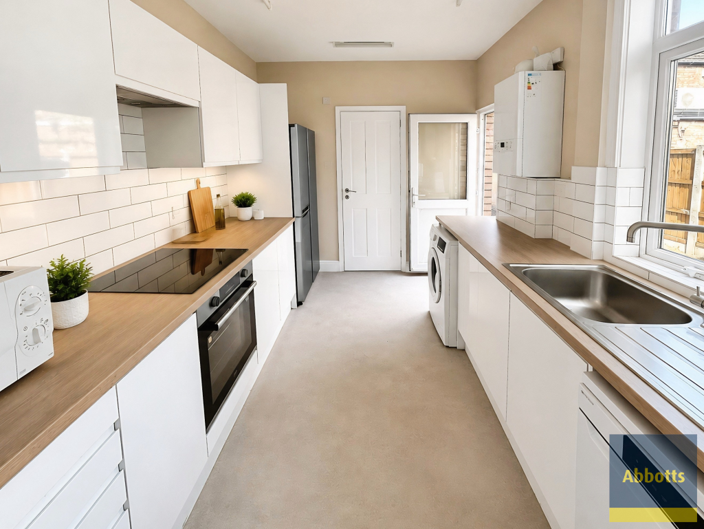 3 bed Detached for rent in Rushmere St Andrew. From Abbotts - Ipswich 3 bed Detached for rent in Rushmere St Andrew. From Abbotts - Ipswich