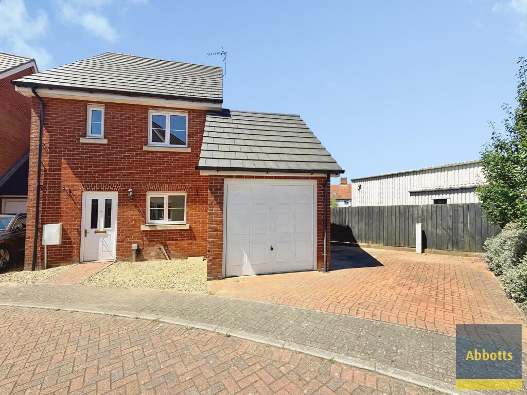 3 bed Detached for rent in Stowmarket. From Abbotts - Ipswich