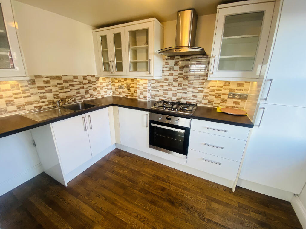 3 bed Apartment for rent in King's Lynn. From Abbotts - Kings Lynn