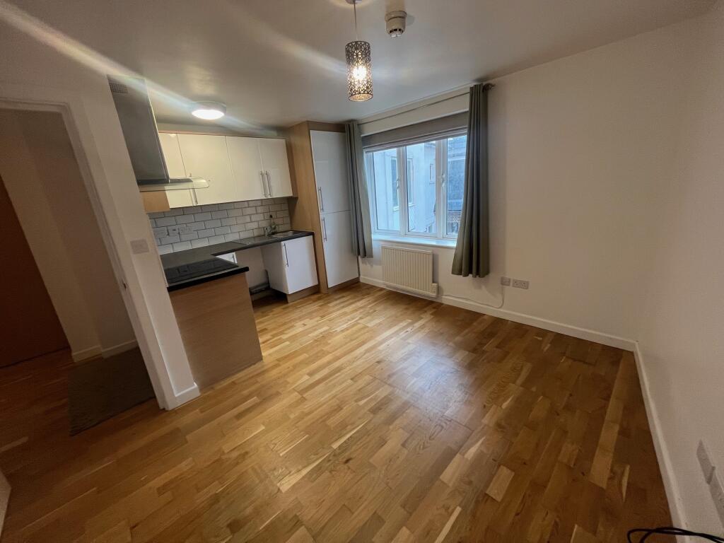 2 bed Apartment for rent in King's Lynn. From Abbotts - Kings Lynn