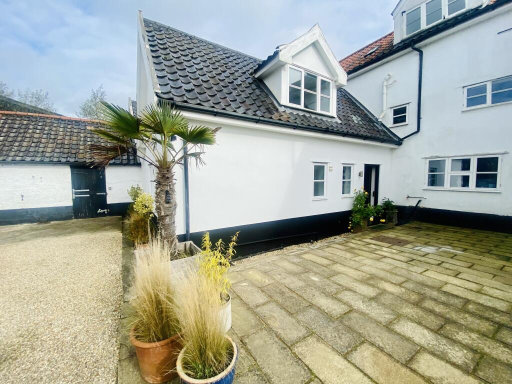 2 bed Detached for rent in Ashwellthorpe. From Abbotts - Norwich