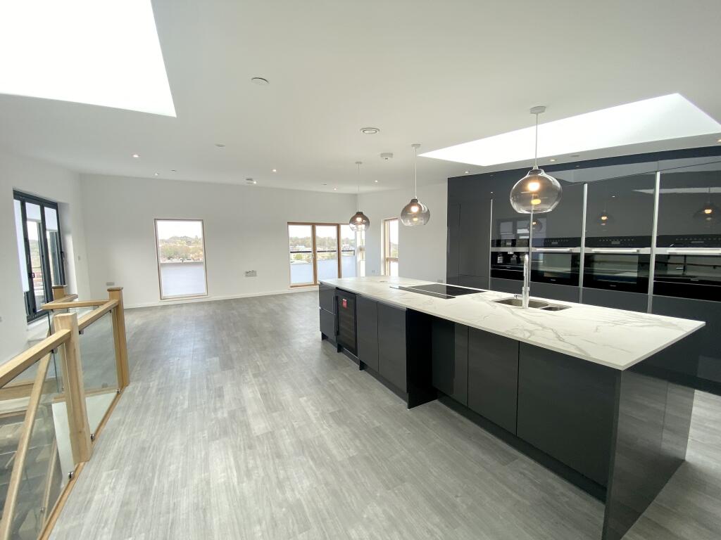 3 bed Penthouse for rent in Norwich. From Abbotts - Norwich