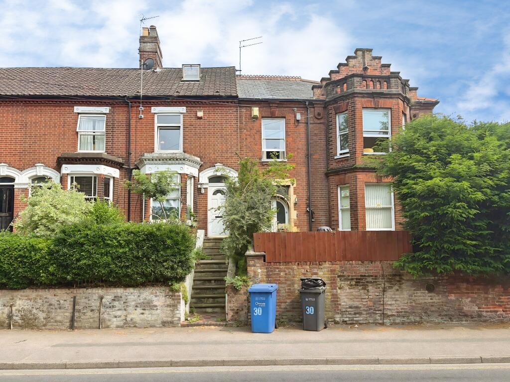 4 bed Detached for rent in Norwich. From Abbotts - Norwich