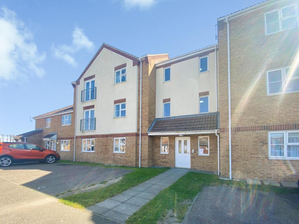 2 bed 1st Floor Flat for rent in Gorleston-on-Sea. From Abbotts - Norwich 2 bed 1st Floor Flat for rent in Gorleston-on-Sea. From Abbotts - Norwich