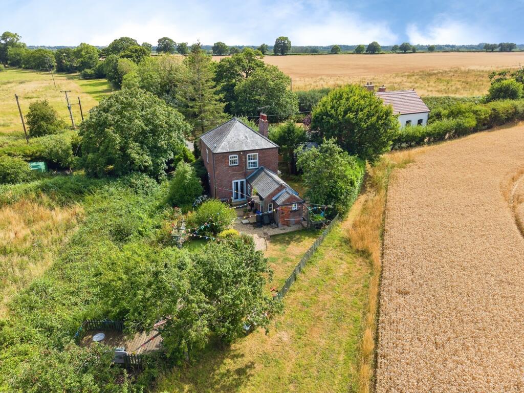 3 bed Detached for rent in Horning. From Abbotts - Norwich 3 bed Detached for rent in Horning. From Abbotts - Norwich