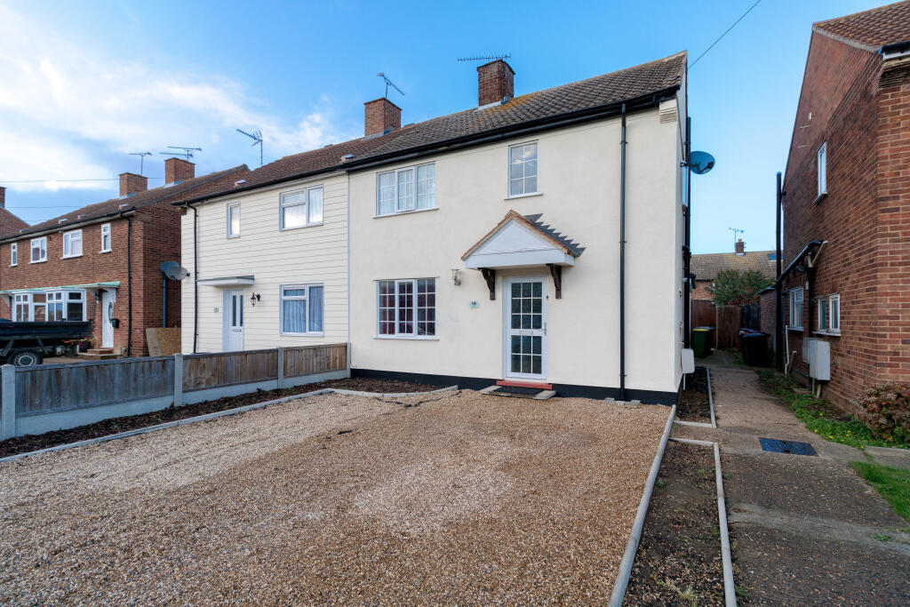 3 bed Detached for rent in Rochford. From Abbotts - Rayleigh