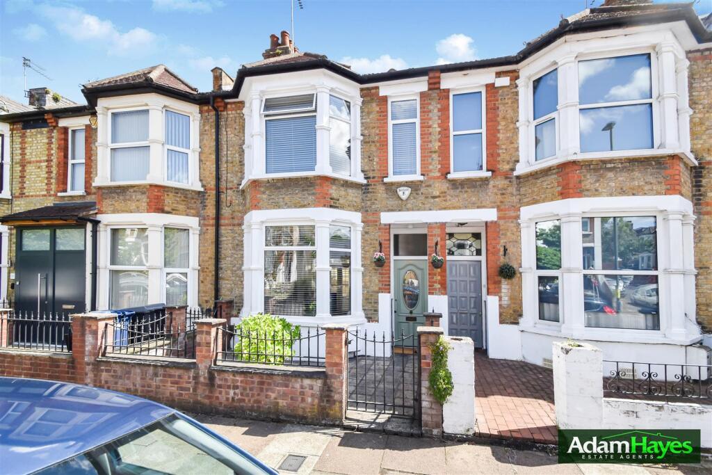 3 bed Mid Terraced House for rent in Finchley. From Adam Hayes Estate Agents - Central Finchley