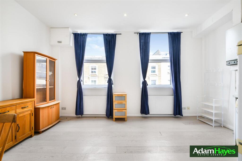 2 bed Apartment for rent in Finchley. From Adam Hayes Estate Agents - Central Finchley