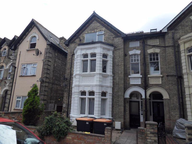 1 bed 1st Floor Flat for rent in Bedford. From Absolute Estate & Letting Agents - Bedford
