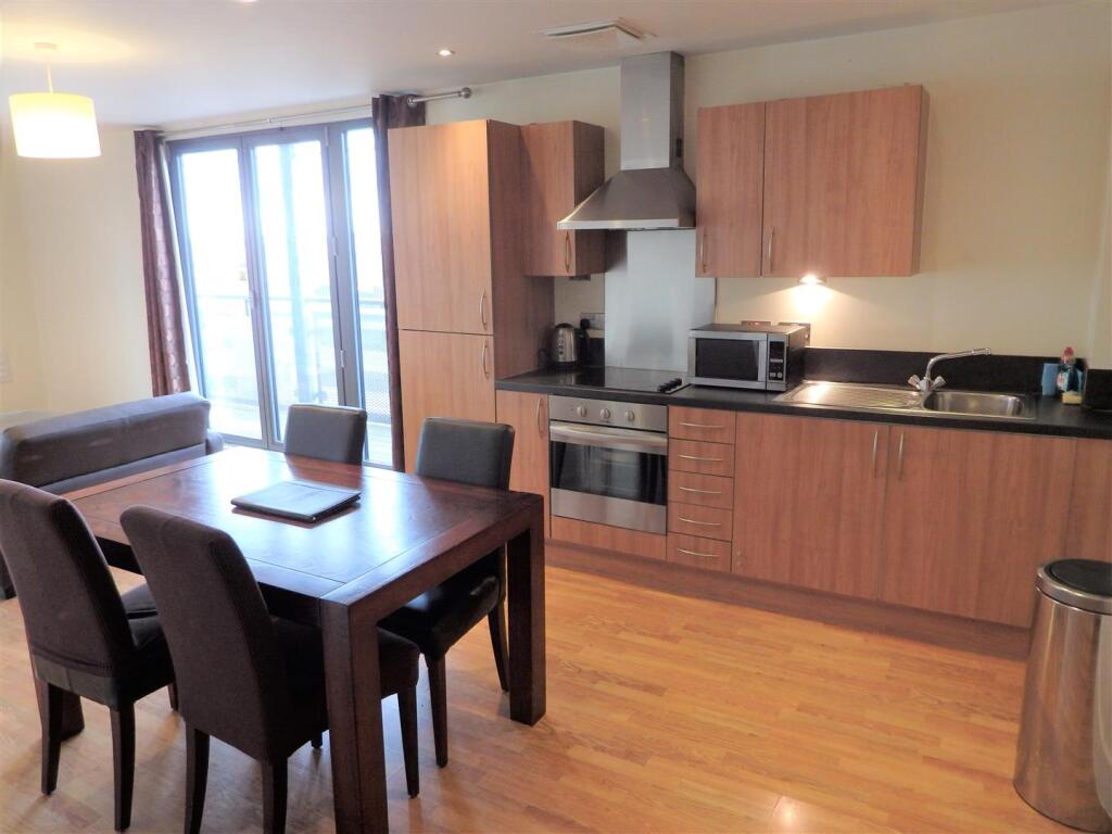 2 bed Apartment for rent in Birmingham. From Bloore King & Kavanagh - Halesowen